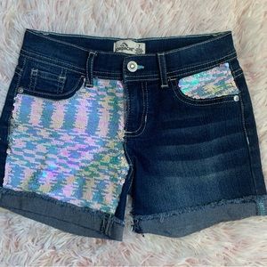 3/$15 Girls sequin jean shorts size 7